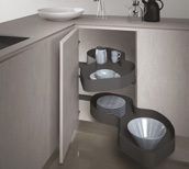 Corner storage system